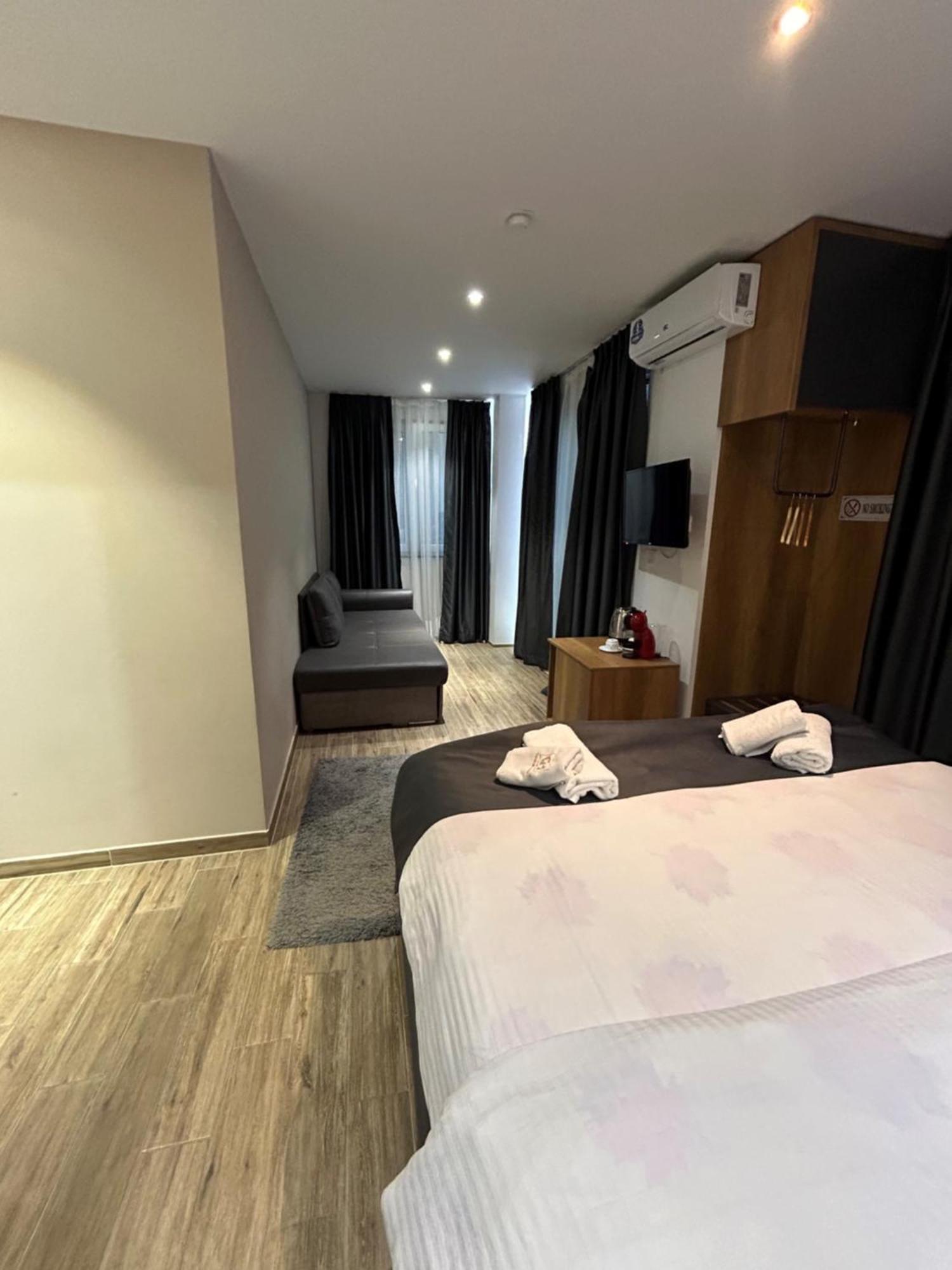 Comfort Hotel Струга Екстер'єр фото